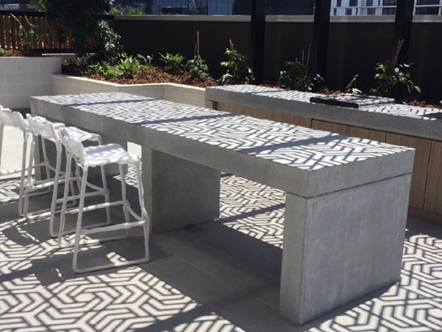 Deco Dining Table
